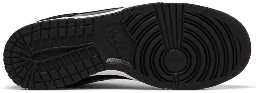Nike Dunk Low Airbrush Swoosh Black